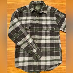 Woolrich Shirt Mens Heavyweight Plaid Flannel Button Down Sz Small Cotton